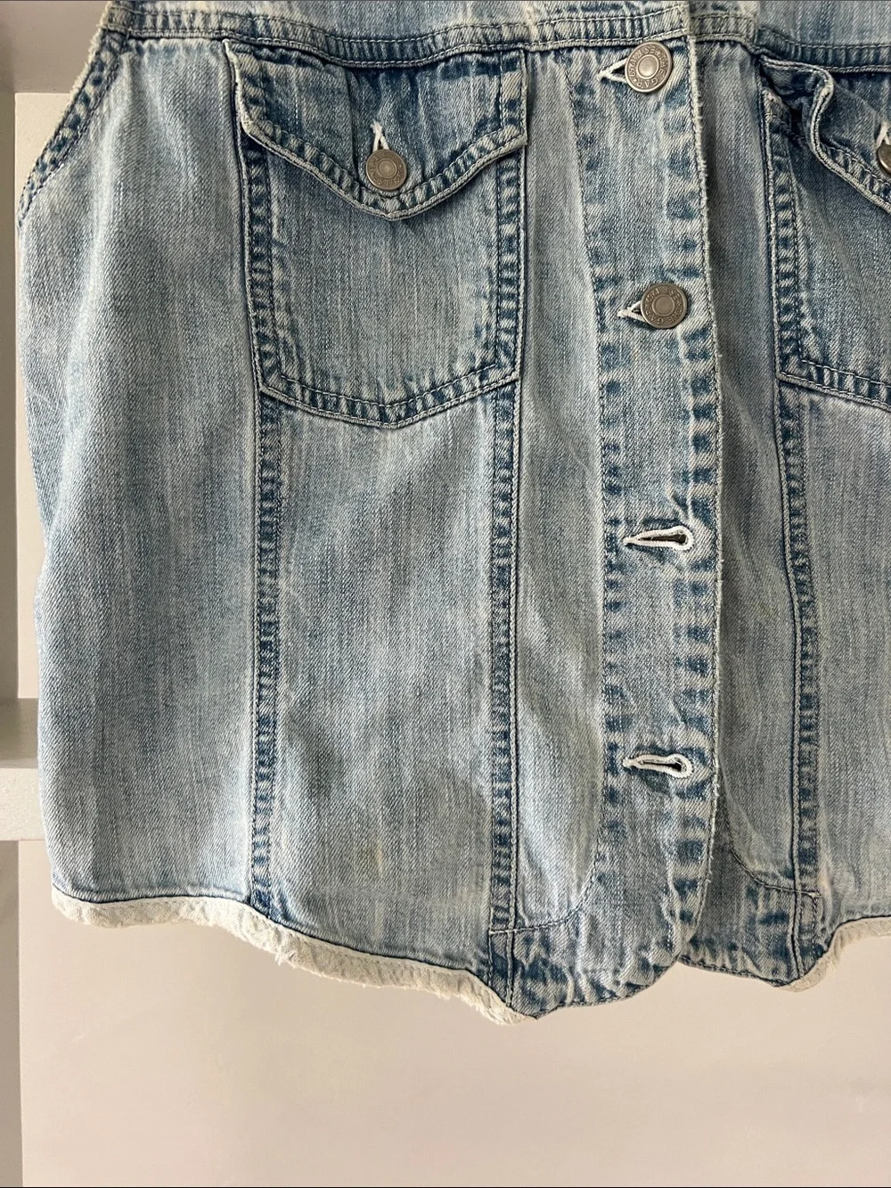 VINTAGE GAP Light Blue Denim Sleeveless Vest